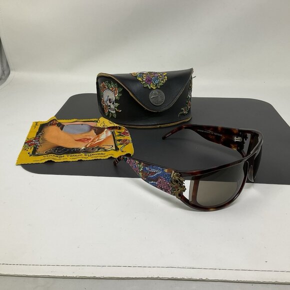 Ed Hardy Snakes And Horses Sunglasses  EHS046 with Original Case Excellent main image 5